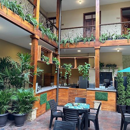 Nass Central Garden Cuenca Extérieur photo